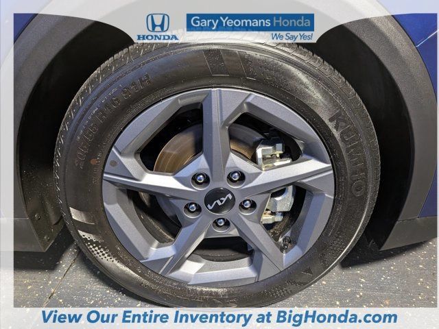 Used 2025 Kia K4 FWD image 14