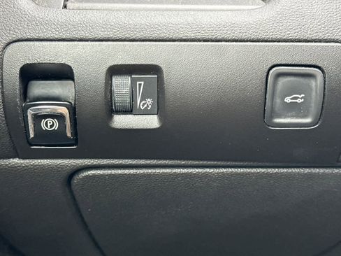 Used 2015 Chevrolet Impala LS image 27