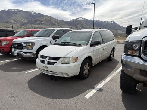 Used 2007 Dodge Grand Caravan SXT FWD image 1