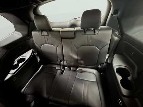 Used 2025 Honda Pilot TrailSport image 26