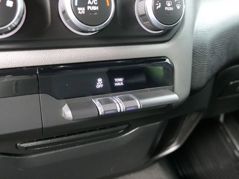 Used 2022 RAM 1500 Big Horn image 22