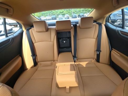 Used 2025 Lexus ES 350 w/ Premium Package FWD image 35