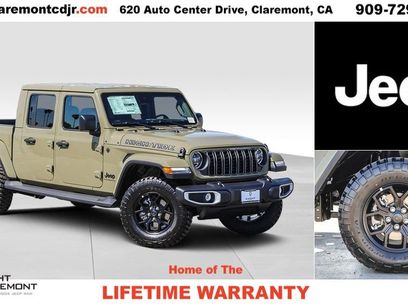 New 2025 Jeep Gladiator Sport