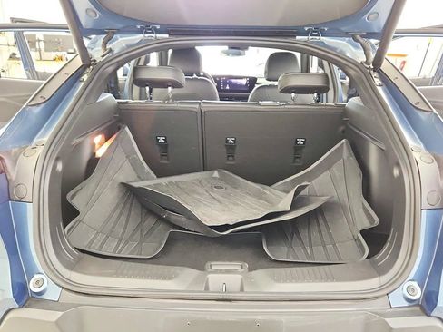 Used 2025 Buick Envista Preferred w/ Convenience I Package FWD image 38