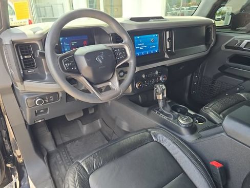 Used 2022 Ford Bronco 2-Door AWD/4WD image 12