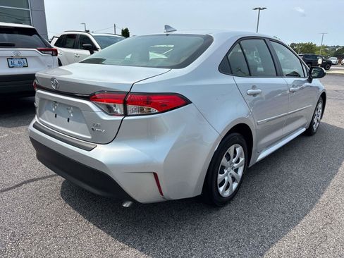 Certified 2026 Toyota Corolla LE FWD image 3