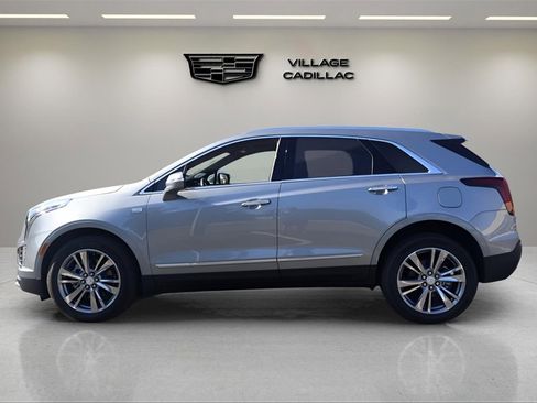 New 2025 Cadillac XT5 Premium Luxury image 2