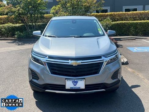 Used 2024 Chevrolet Equinox LT AWD/4WD image 2