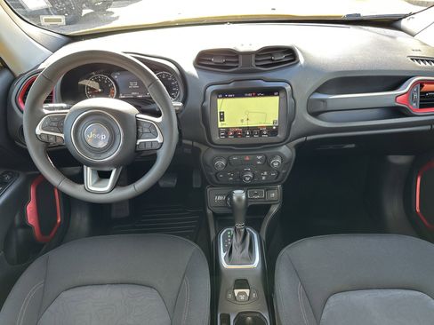 Used 2023 Jeep Renegade Trailhawk image 21