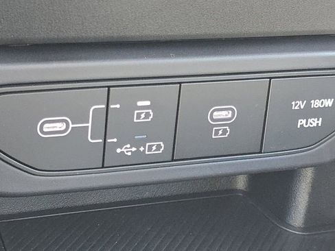 Used 2025 Kia K4 LXS image 29