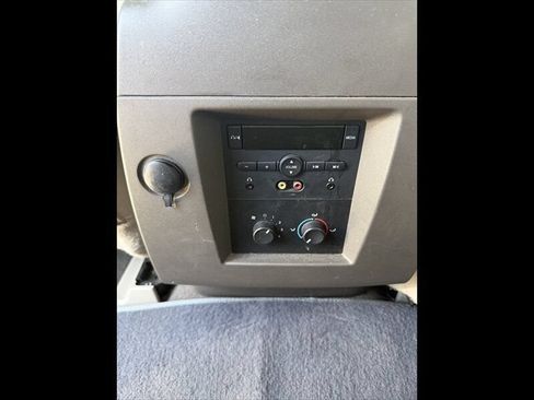 Used 2011 Ford Expedition EL XLT RWD image 17