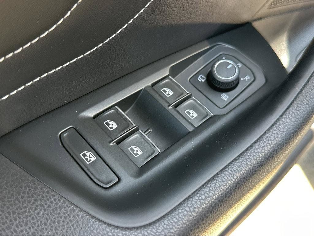 Used 2021 Volkswagen Arteon SEL FWD image 34