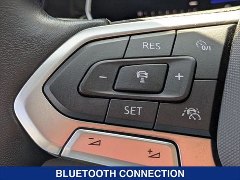 Used 2023 Volkswagen Jetta SE w/ Panoramic Sunroof Package FWD image 14
