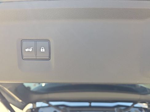 Used 2025 INFINITI QX60 Pure AWD/4WD image 13