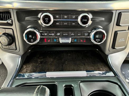 Used 2021 Ford F150 Lariat image 25