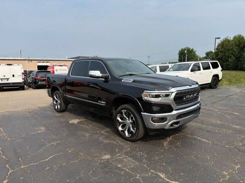 Used 2023 RAM 1500 Limited AWD/4WD image 2