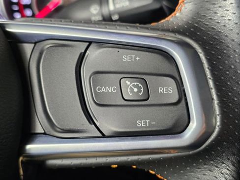 Used 2022 Jeep Gladiator Mojave image 35