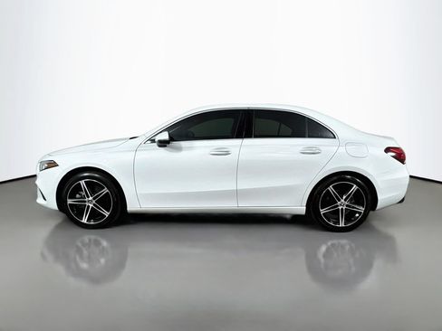 Used 2019 Mercedes-Benz A 220 4MATIC image 8