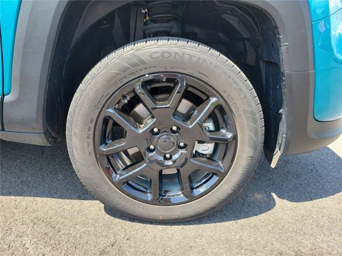 Used 2022 Jeep Renegade Latitude w/ Convenience Group AWD/4WD image 6