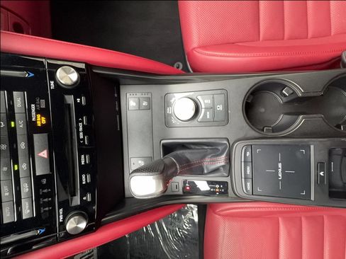 Used 2021 Lexus IS 350 F Sport w/ Accessory Package 2 AWD/4WD image 33