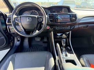 Used 2017 Honda Accord EX-L video 2