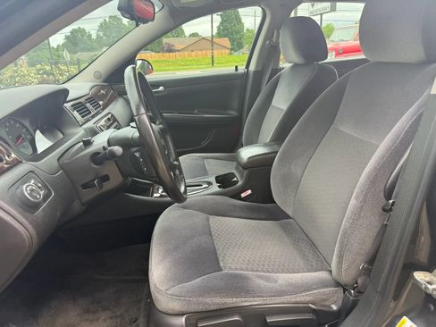 Used 2014 Chevrolet Impala Limited LS FWD image 10