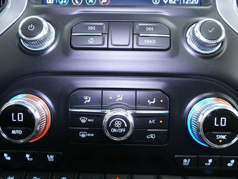 Used 2020 GMC Sierra 1500 SLT w/ SLT Premium Plus Package AWD/4WD image 42
