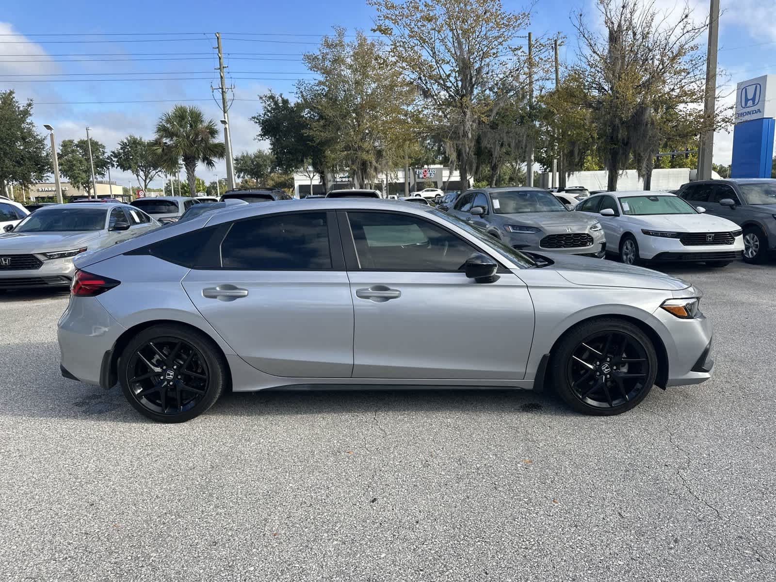 Used 2024 Honda Civic Sport image 7