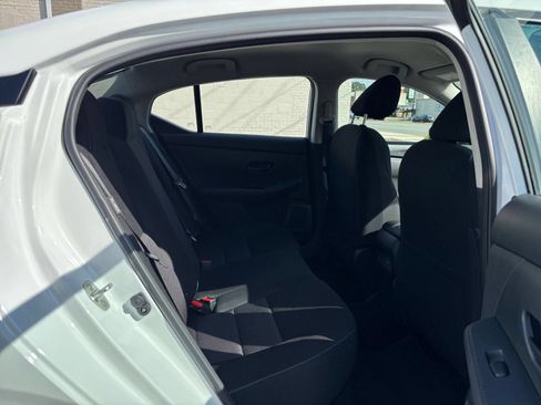Used 2025 Nissan Sentra SV FWD image 23