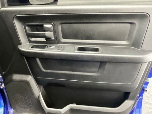 Used 2019 RAM 1500 Express AWD/4WD image 12