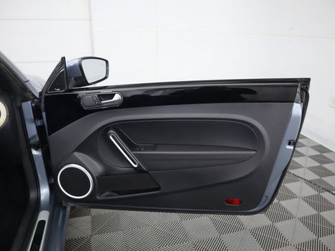 Used 2019 Volkswagen Beetle 2.0T Final Edition SEL image 31