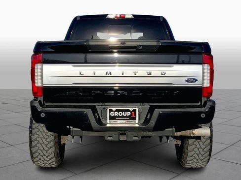 Used 2019 Ford F250 Limited image 4