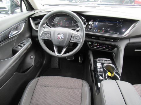 Used 2023 Buick Envision Preferred image 13