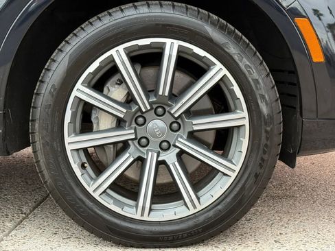 Used 2017 Audi Q7 3.0T Premium Plus AWD/4WD image 24