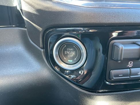 Used 2024 Chevrolet Silverado 1500 High Country w/ Technology Package image 24