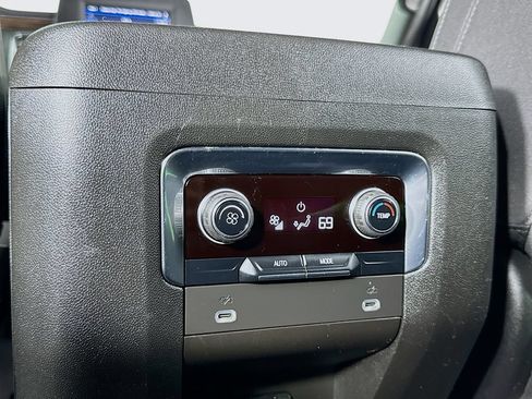 Used 2023 Chevrolet Tahoe LS AWD/4WD image 13