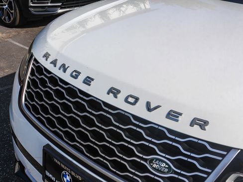Used 2020 Land Rover Range Rover Velar S AWD/4WD image 12