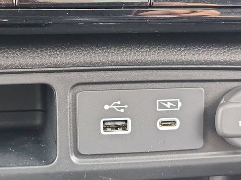 Certified 2023 Honda Pilot Elite image 24