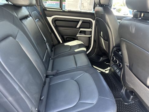 Used 2023 Land Rover Defender 110 X-Dynamic SE AWD/4WD image 6