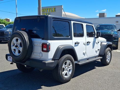Certified 2022 Jeep Wrangler Unlimited Sport AWD/4WD image 7
