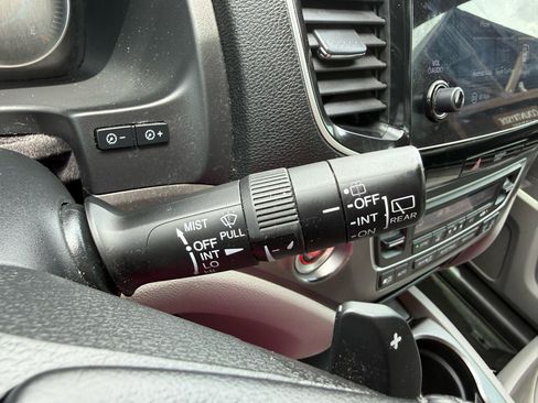 Used 2021 Honda Pilot EX-L image 30