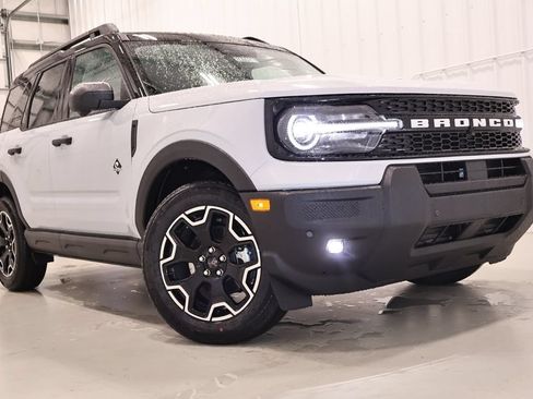 New 2026 Ford Bronco Sport Outer Banks w/ Outer Banks Tech Package+ AWD/4WD image 31