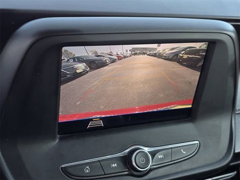 Used 2020 Chevrolet Camaro LT image 18