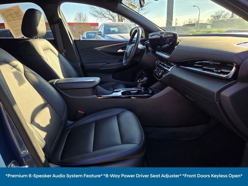 Used 2025 Buick Envista Sport Touring w/ Convenience I Package image 11