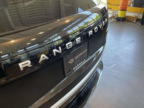 Certified 2023 Land Rover Range Rover Long Wheelbase Autobiography AWD/4WD image 8