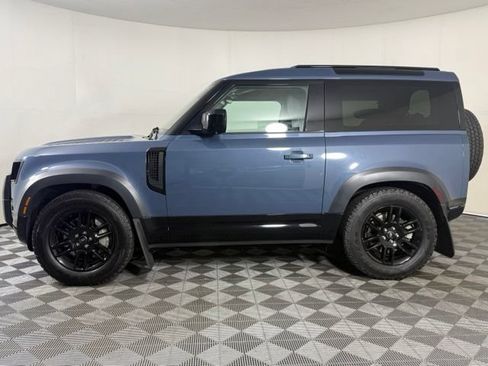 Used 2022 Land Rover Defender 90 X-Dynamic S AWD/4WD image 3