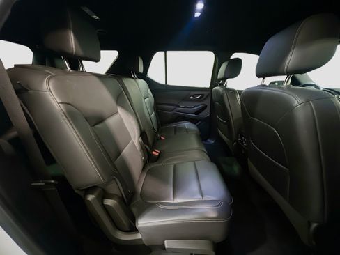 Used 2023 Chevrolet Traverse LT w/ LPO, Floor Liner Package image 19