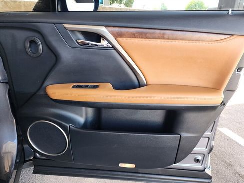 Used 2022 Lexus RX 350L w/ Premium Package image 66