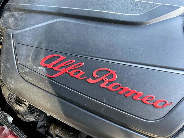 Used 2019 Alfa Romeo Giulia Ti AWD/4WD image 32