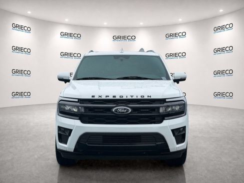 Used 2023 Ford Expedition Max Limited RWD image 2